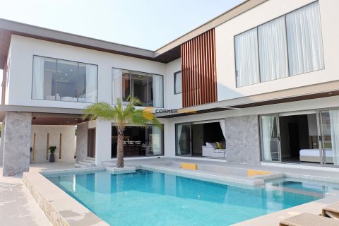 Estudio en Bang Lamung, Tailandia № 119612 - foto 8