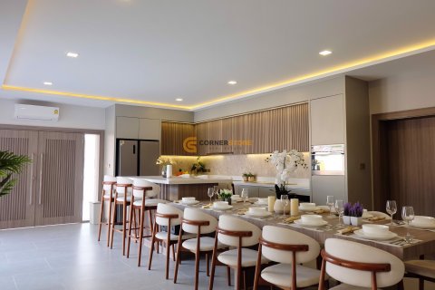 Estudio en Bang Lamung, Tailandia № 119612 - foto 10