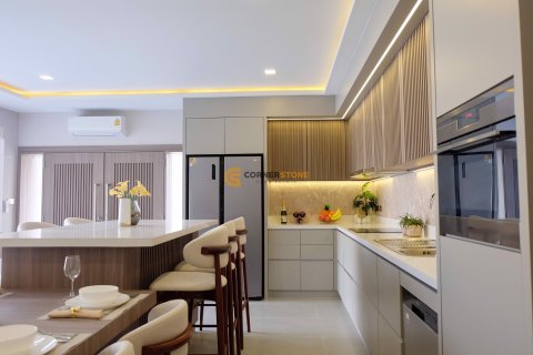 Estudio en Bang Lamung, Tailandia № 119612 - foto 12