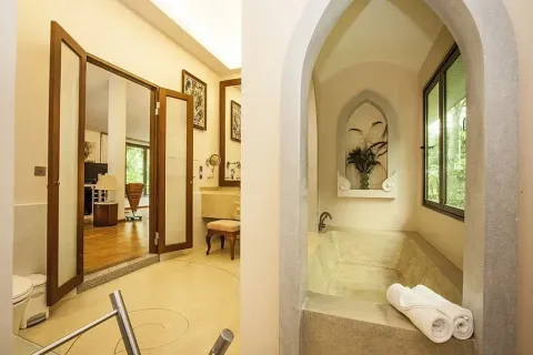 Chalet de 5 dormitorios en Ko Samui, Tailandia № 107734 - foto 20