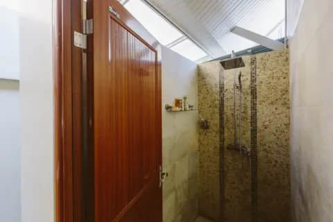 Chalet de 5 dormitorios en Ko Samui, Tailandia № 107734 - foto 14