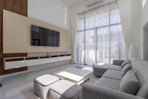 Reihenhaus in Saphan Sung, Bangkok, Thailand 4 Schlafzimmer № 121018 - Foto 5