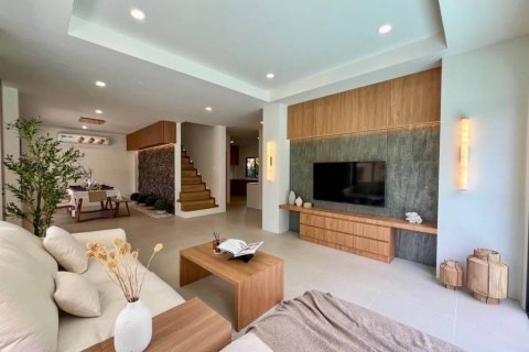 Chalet de 3 dormitorios en Kathu, Tailandia № 121017 - foto 3