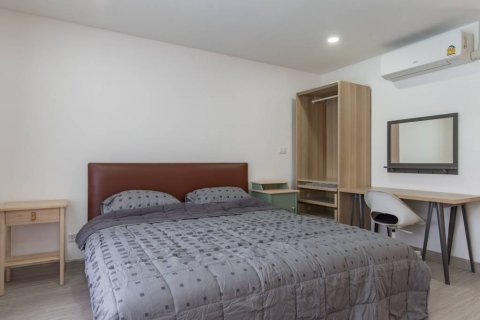 Townhouse in Saphan Sung, Bangkok, Thailand 4 bedrooms № 121019 - photo 10