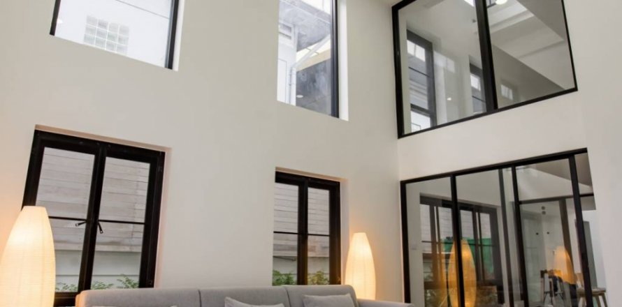 Townhouse in Saphan Sung, Bangkok, Thailand 4 bedrooms № 121019
