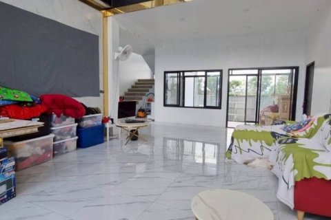 Villa in Pattaya, Thailand 4 Schlafzimmer № 125987 - Foto 3
