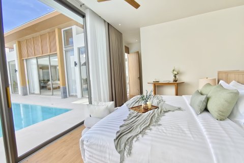 Chalet de 3 dormitorios en Bang Tao, Tailandia № 70925 - foto 5