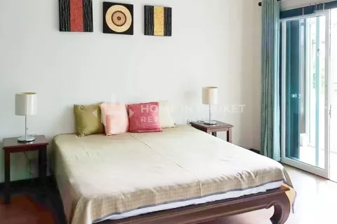 Casa de 3 dormitorios en Phuket, Tailandia № 131823 - foto 14