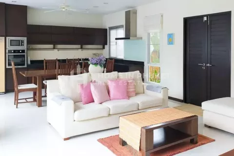Casa de 3 dormitorios en Phuket, Tailandia № 131823 - foto 5
