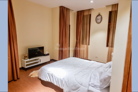 Casa de 4 dormitorios en Jomtien Beach, Pattaya, Tailandia № 123521 - foto 12