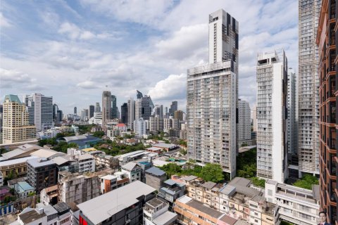 Condominio de 2 dormitorios en Khlong Toei, Bangkok, Tailandia № 123931 - foto 13