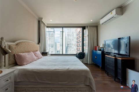 Condominio de 2 dormitorios en Khlong Toei, Bangkok, Tailandia № 123931 - foto 7