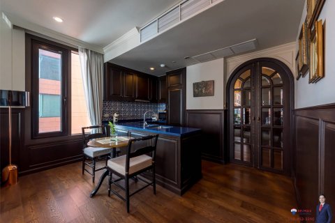 Condominio de 2 dormitorios en Khlong Toei, Bangkok, Tailandia № 123931 - foto 11