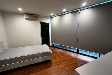คอนโดมิเนียมในคลองเตย, กรุงเทพฯ, ประเทศไทย, 4 ห้องนอน № 123955 - รูปถ่าย 14