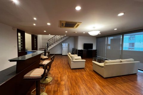 คอนโดมิเนียมในคลองเตย, กรุงเทพฯ, ประเทศไทย, 4 ห้องนอน № 123955 - รูปถ่าย 6