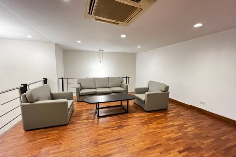 คอนโดมิเนียมในคลองเตย, กรุงเทพฯ, ประเทศไทย, 4 ห้องนอน № 123955 - รูปถ่าย 9