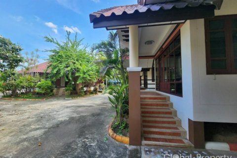 Hotel en Pattaya, Tailandia № 81861 - foto 4