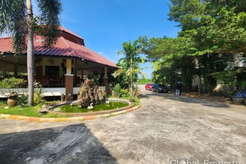 Hotel en Pattaya, Tailandia № 81861 - foto 18