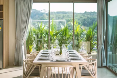 Casa de 5 dormitorios en Kamala, Tailandia № 131974 - foto 4