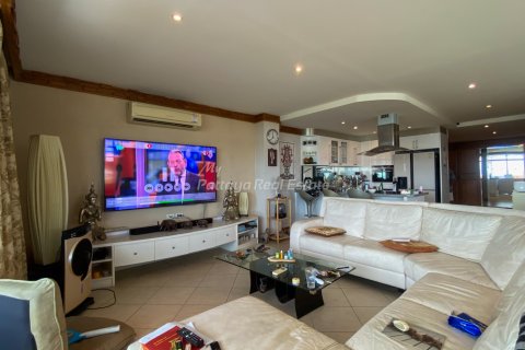 Condominio de 3 dormitorios en Bang Lamung, Tailandia № 132214 - foto 9