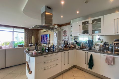 Condominio de 3 dormitorios en Bang Lamung, Tailandia № 132214 - foto 5
