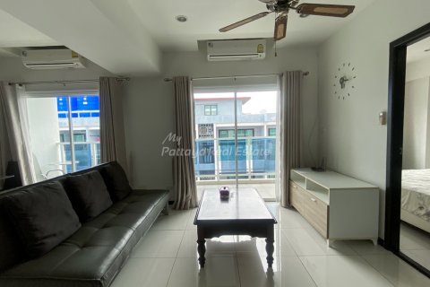 Condominio de 2 dormitorios en Pattaya, Tailandia № 132213 - foto 2