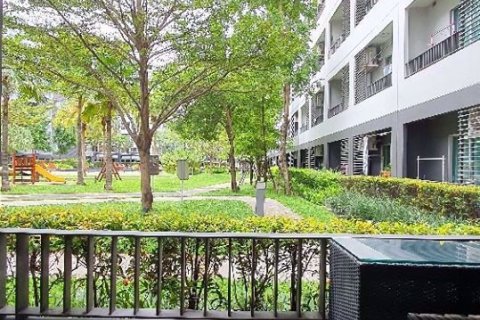 Sobre plano Elio Del Ray en Bangkok, Tailandia № 33836 - foto 11