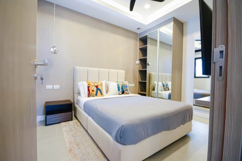 Casa de 3 dormitorios en Pattaya, Tailandia № 104546 - foto 17