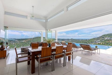 Chalet de 5 dormitorios en Surat Thani, Tailandia № 124673 - foto 3