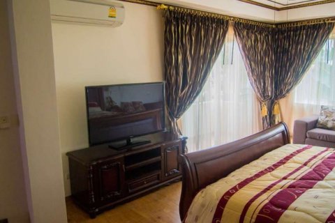 House on Jomtien Beach, Pattaya, Thailand 3 bedrooms № 101331 - photo 8