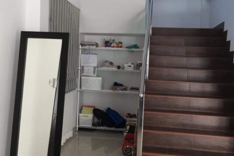 Casa de 4 dormitorios en Pattaya, Tailandia № 101330 - foto 9