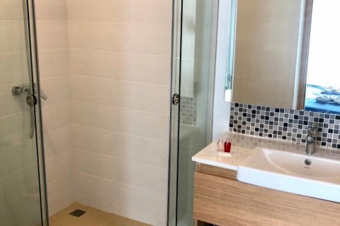 Apartamento de 2 dormitorios en Pattaya, Tailandia № 101327 - foto 12