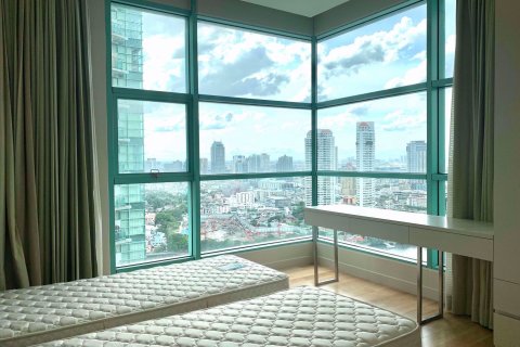 Condominio de 2 dormitorios en Bang Kho Laem, Bangkok, Tailandia № 80839 - foto 13