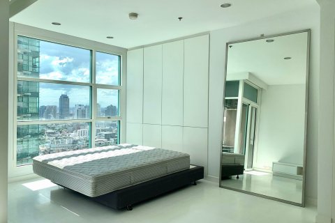 Condominio de 2 dormitorios en Bang Kho Laem, Bangkok, Tailandia № 80840 - foto 10