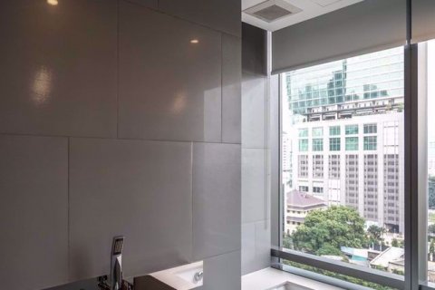 Condominio de 2 dormitorios en Sathon, Bangkok, Tailandia № 80842 - foto 12