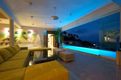 Casa de 4 dormitorios en Ko Samui, Tailandia № 107885 - foto 11