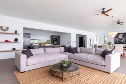 Casa de 6 dormitorios en Ko Samui, Tailandia № 107887 - foto 4