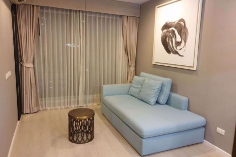 Condo in Bangkok, Thailand, 2 bedrooms in Rhythm Sathorn - Narathiwas № 77316