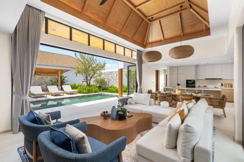 Chalet de 5 dormitorios en Bang Tao, Tailandia № 74284 - foto 7