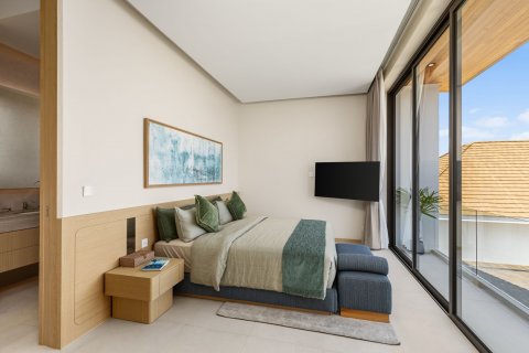 Chalet de 5 dormitorios en Bang Tao, Tailandia № 74284 - foto 24