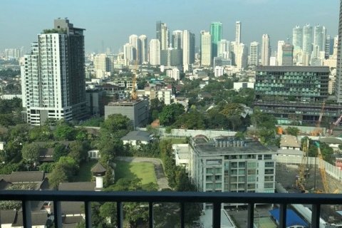 Estudio en el condominio en Khlong Toei, Bangkok, Tailandia № 142406 - foto 2
