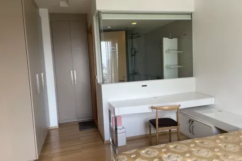 Estudio en el condominio en Khlong Toei, Bangkok, Tailandia № 142406 - foto 15