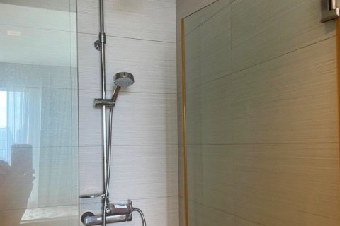 Estudio en el condominio en Khlong Toei, Bangkok, Tailandia № 142406 - foto 17