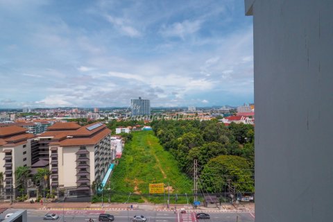 Condominio de 2 dormitorios en Bang Lamung, Tailandia № 106810 - foto 14