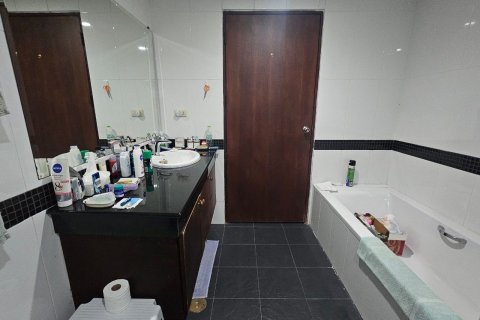 Condominio de 1 dormitorio en Pattaya, Tailandia № 106813 - foto 20