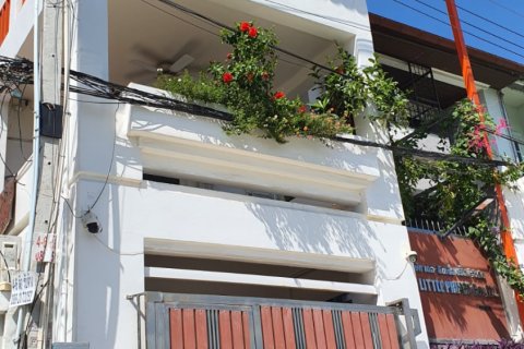 Commercial property in Pattaya, Thailand 300 sq.m. № 106815 - photo 30