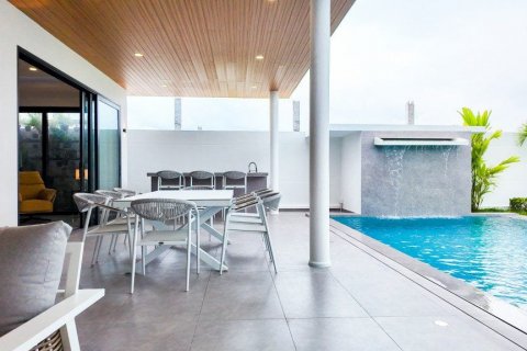 Casa de 3 dormitorios en Bang Lamung, Tailandia № 130039 - foto 3