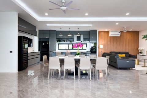 Casa de 3 dormitorios en Bang Lamung, Tailandia № 130039 - foto 9