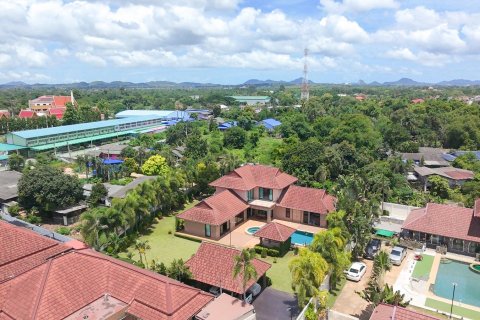 Casa de 3 dormitorios en Bang Lamung, Tailandia № 130040 - foto 7