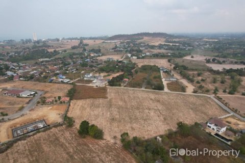 Terreno en Pattaya, Tailandia № 120158 - foto 6